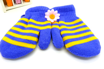 中童抱抱流行手套冬款全指保暖一线挂式手套（47号）	