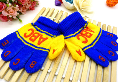 儿童保暖手套宝宝婴儿五彩字母手套