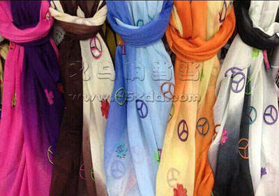 雪纺丝巾女 长款高档蕾丝大披肩 -女秋冬保暖丝巾	