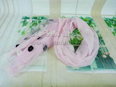 唇印图案秋冬沙滩巾丝巾 披纱围巾披肩 -唇印两用长款大女纱巾	