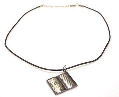 黑蜡皮绳钢扣个性时尚/项链	