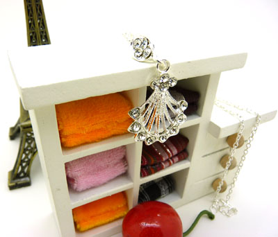 镂空高档项链水钻合金优雅女人精致饰品	