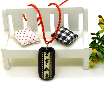 新款项链 潮流时尚吉祥如意项链 翡翠镶金框	