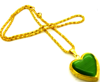 新款项链可以放照片的项链 心形吊坠 送女友礼物	