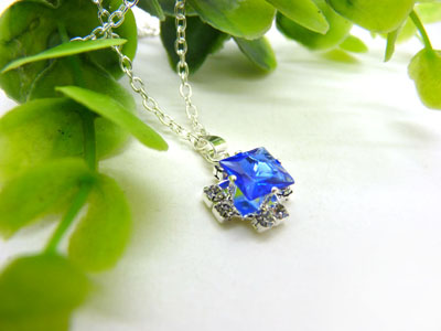 玫瑰银水钻项链女钛钢短款锁骨链配饰颈链