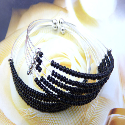 款时尚米粒手镯