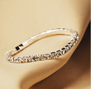 韩版时尚饰品 闪亮水钻弹力 纯色水晶手镯 宽手链女 