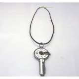 黑蜡皮绳钢扣个性时尚/项链	