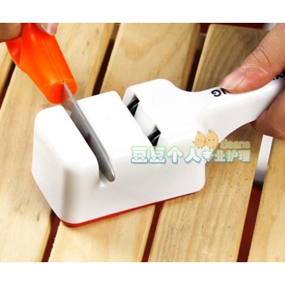  厨房专用磨刀工具 高档双槽家用磨刀器	