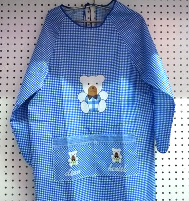 卡通小方格罩衣 围裙 带袖子 ----带袖子围裙