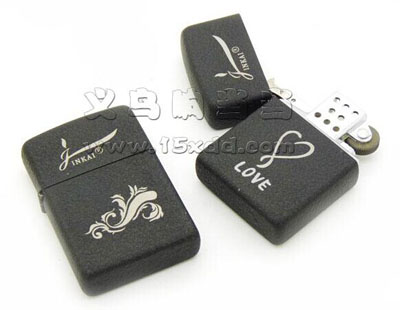 ZIPPO打火机黑色磨砂经典花纹 （BJ-601)31号