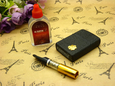 防风煤油打火机 个性创意黑漆金属翻盖-----打火机组盒（铁盒）