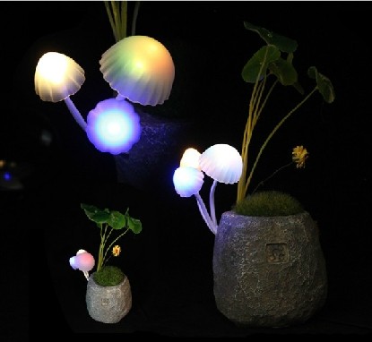 创意礼品 同学会 七彩阿凡达蘑菇灯(树脂版)