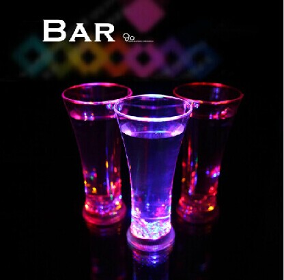 果汁杯/发光杯/酒杯/夜光杯闪光杯/酒吧专用	