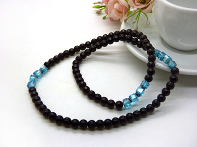 酒红石榴石多层三圈女款水晶饰品美容养颜----B038	