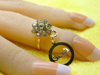 金色戒指 复古风女士宝石戒指 百搭款指环