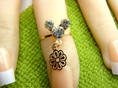 金色戒指 复古风女士宝石戒指 百搭款指环