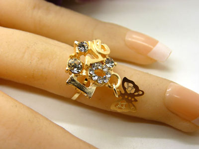 金色戒指 复古风女士宝石戒指 百搭款指环