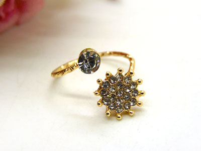 玫瑰金合金水钻 花朵海星款 闪亮尾戒指环