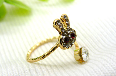 玫瑰金合金水钻 花朵海星款 闪亮尾戒指环