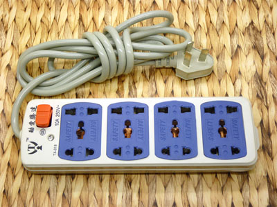 正品8孔插班插座 拖线板2米移动式电源转换器 -TX018