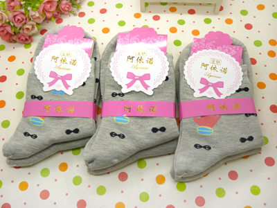 新款2015 正版阿伊诺彩棉精品卡通纯棉袜中筒春秋冬季潮款