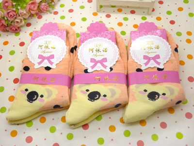 新款2015 正版阿伊诺彩棉精品卡通纯棉袜中筒春秋冬季潮款