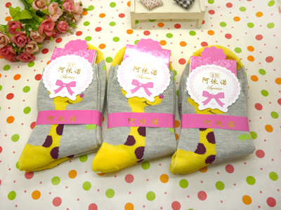 新款2015 正版阿伊诺彩棉精品卡通纯棉袜中筒春秋冬季潮款