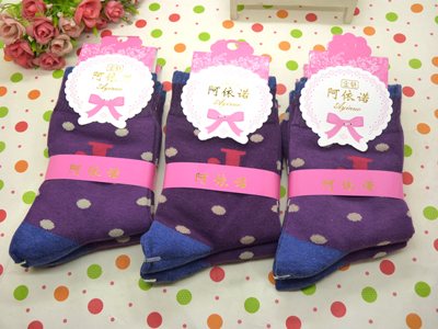 新款2015 正版阿伊诺彩棉精品卡通纯棉袜中筒春秋冬季潮款
