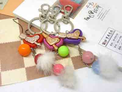 LOVE可爱毛绒钥匙圈钥匙扣女士车钥匙扣