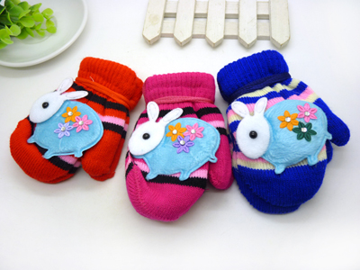 新款 秋冬天儿童可爱小兔连指宝宝挂绳挂脖手套批发