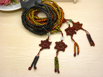 新款 特价桃之缘 红檀佛珠手链 男女辟邪手串 红檀木 -218颗小珠节玉坠