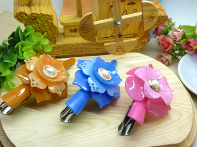 韩版不规则白点款 亚克力水钻大号鸭嘴夹牛角夹尖嘴夹盘发夹