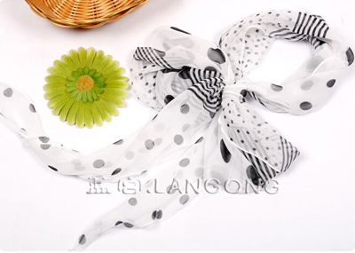 特价 买贵双倍退款条纹 圆点 海鸥新款丝巾 厂家丝巾批发窄版三角巾