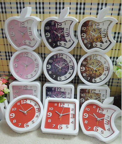 懒人用品 居家必备 3D苹果设计闹钟 礼物 办公用小时钟