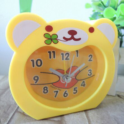 懒人用品 13002-2创意摆台卡通熊小闹钟 时钟 生日礼物闹钟