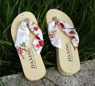 夏季2016潮流人字拖夹脚沙滩鞋橡胶凉拖鞋女 浴室拖鞋