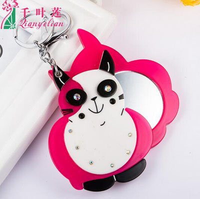 全网最低价金属卡通钥匙扣 带镜子多种卡通创意钥匙链