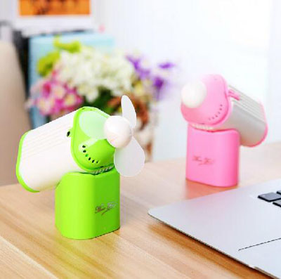 USB迷你充电静音香水风扇 小巧时尚 夏季必备 火爆批发中！！