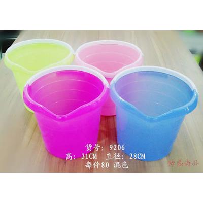 厂家直批 槊料水桶 加厚加强型带倒水槽 透明水桶(9206)