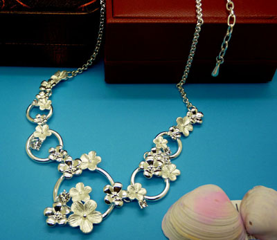 外贸产品项链 镶钻项链西方风格 时尚百搭款