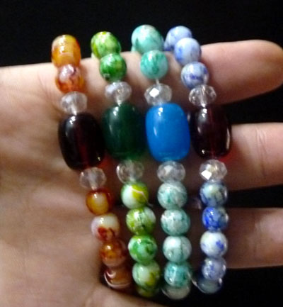 高仿翡翠手链 色泽鲜艳 大气上档次