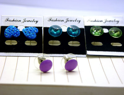 时尚个性 彩色珍珠防过敏耳钉耳饰批发