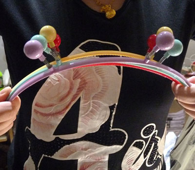 外贸款时尚摇头晃脑版发箍 萌宝宝必备 儿童发箍发饰特价批发原价2.65现价1.05元！