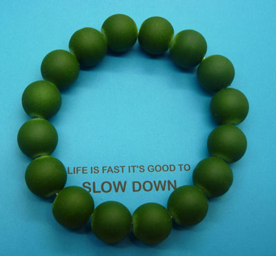 10mm时尚爆款彩珠手链 仿玉石手链手饰批发