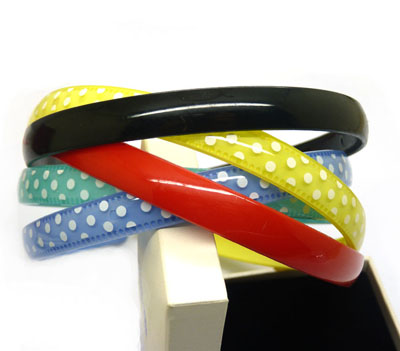 新款发梳 颜色鲜艳光着亮丽隐藏发梳头发整齐不乱