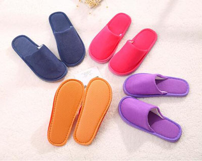 优质珊瑚绒冬季纯色保暖居家地板拖鞋