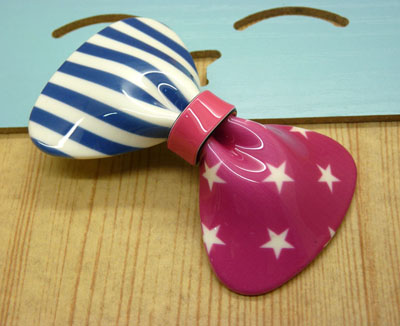 全国最低价批发 正品（梦之恋）淑女蝴蝶结亚克力压夹