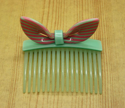 新款韩版蝴蝶结发梳 亚克力新品爆款批发