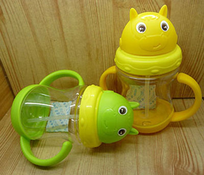 KT猫塑料杯子/儿童婴幼儿防漏吸管水壶723